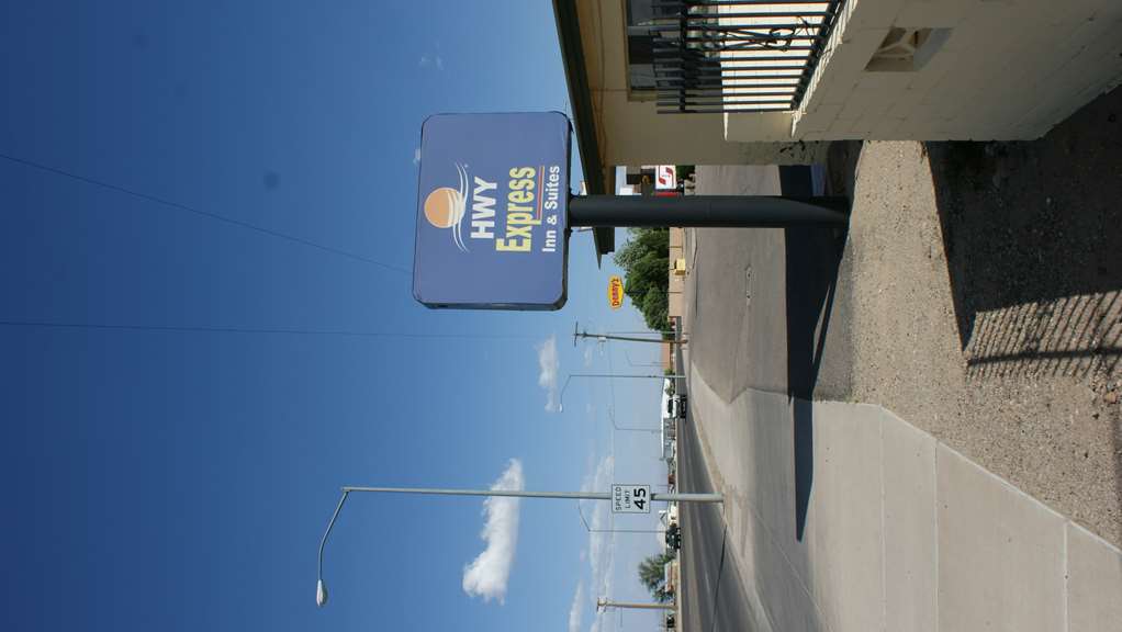 Hwy Express Inn And Suites Thatcher Exterior photo