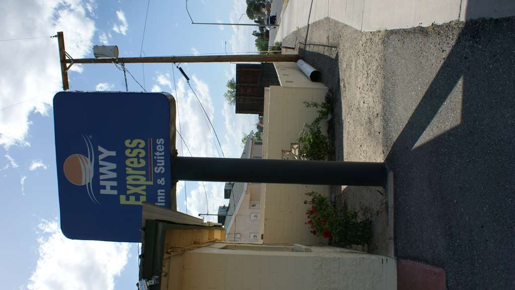 Hwy Express Inn And Suites Thatcher Exterior photo